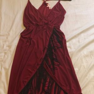 Burgundy midi dress with fringe